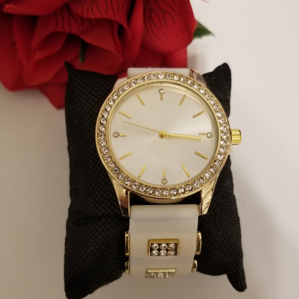 Luxury White Stainless Steel Bling Watch with Rhinestone NWT